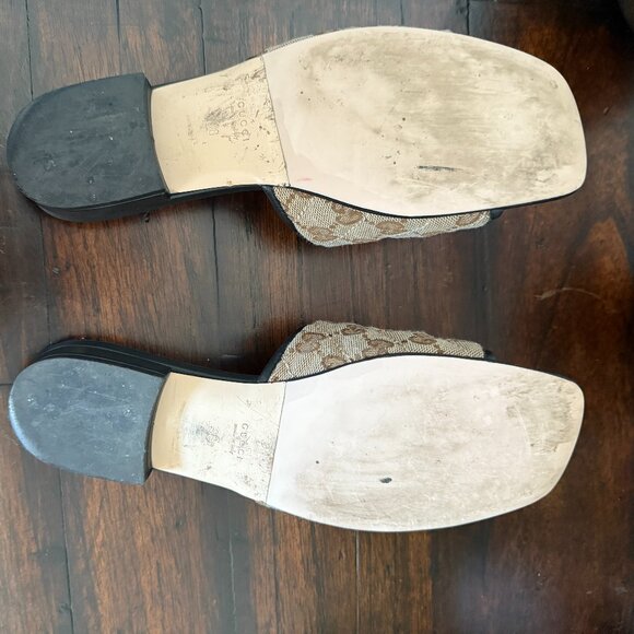 Gucci Slide Sandals size 38 - Picture 7 of 10